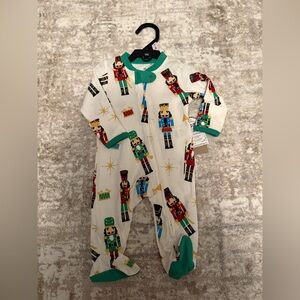 Honest Organic cotton Nutcracker Print Kids Footie Pajamas size 0/3M-NWT